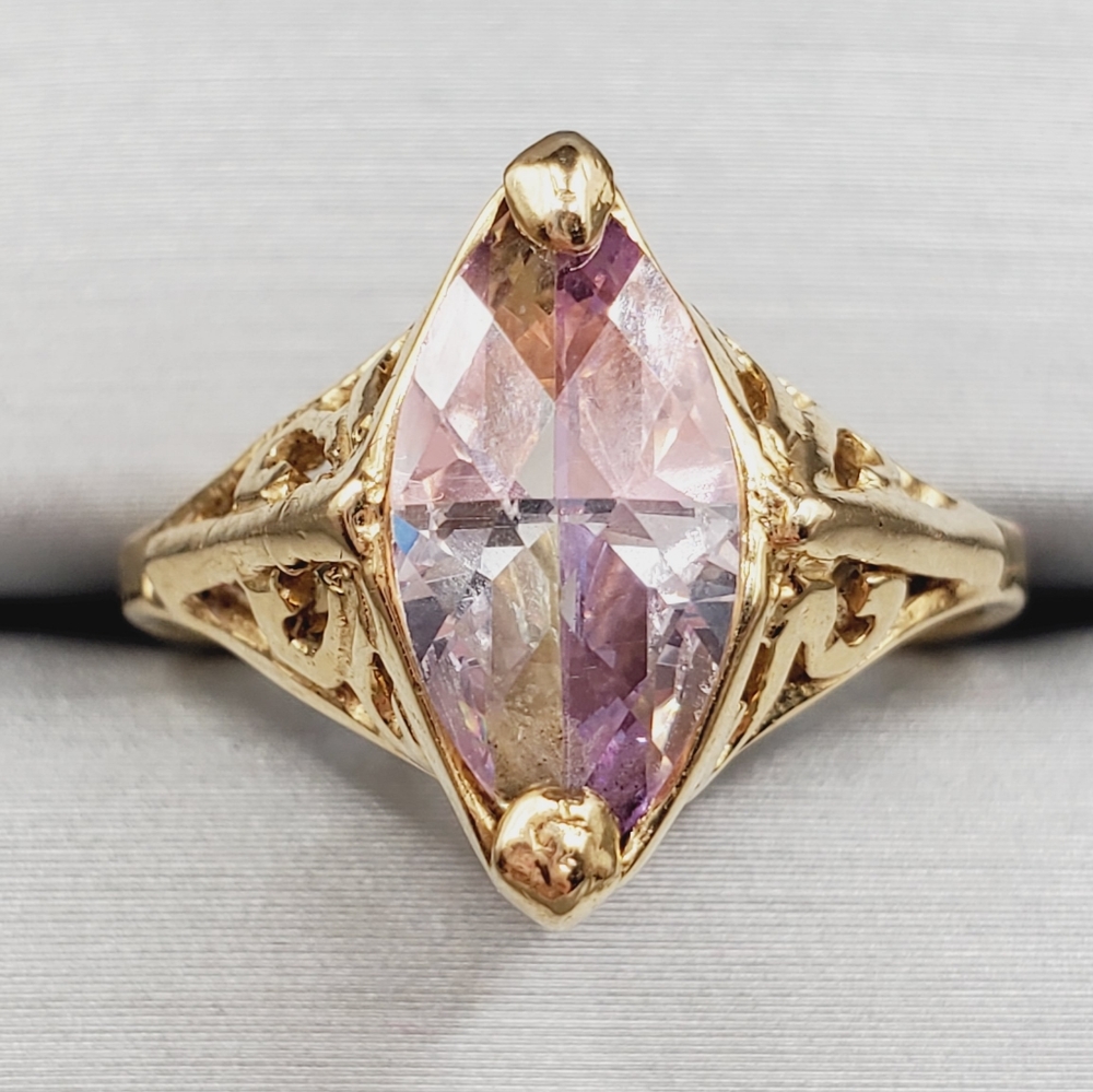 14k Solid Yellow Gold Two Tone Pink & Purple Marquise Checkerboard Cut CZ Ring - Picture 8 of 9